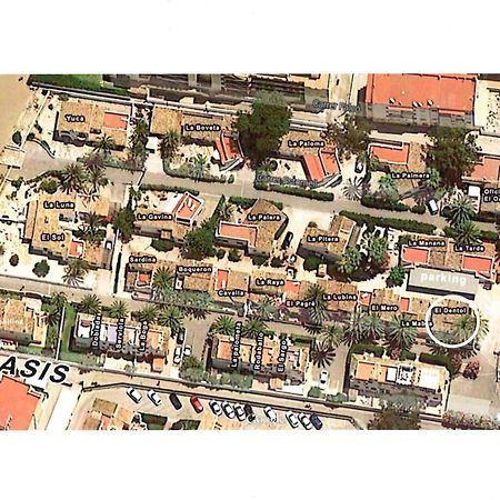 Urbanizacion El Oasis, 20 Villas En 1ª Linea Playa Дения Екстериор снимка