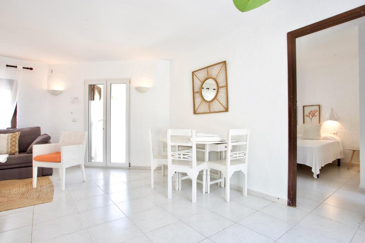 Urbanizacion El Oasis, 20 Villas En 1ª Linea Playa Дения Екстериор снимка