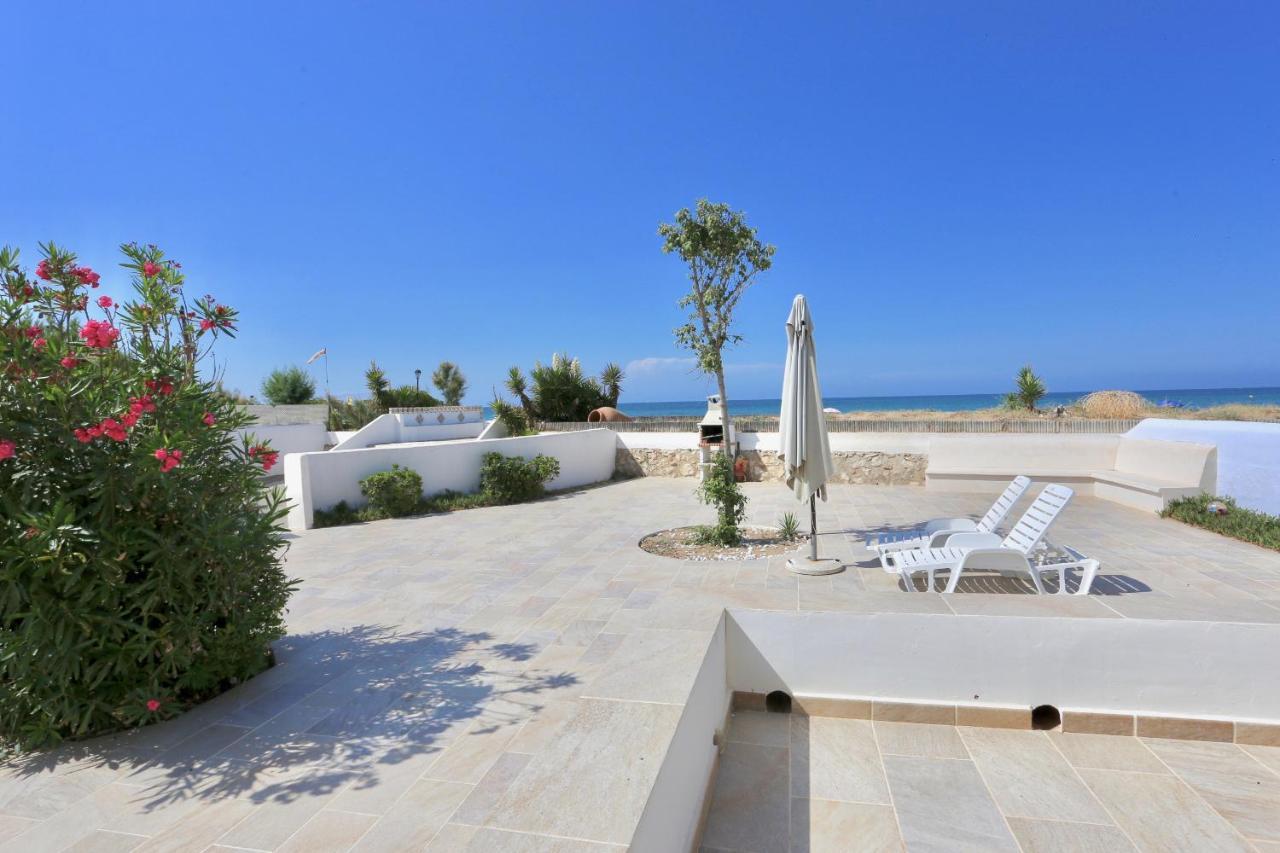 Urbanizacion El Oasis, 20 Villas En 1ª Linea Playa Дения Екстериор снимка